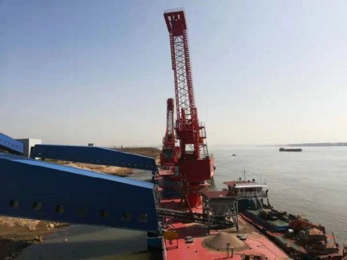 湖北一永久性砂石集并中心建成，總投資約2.5億元，年設(shè)計(jì)吞吐量360萬噸