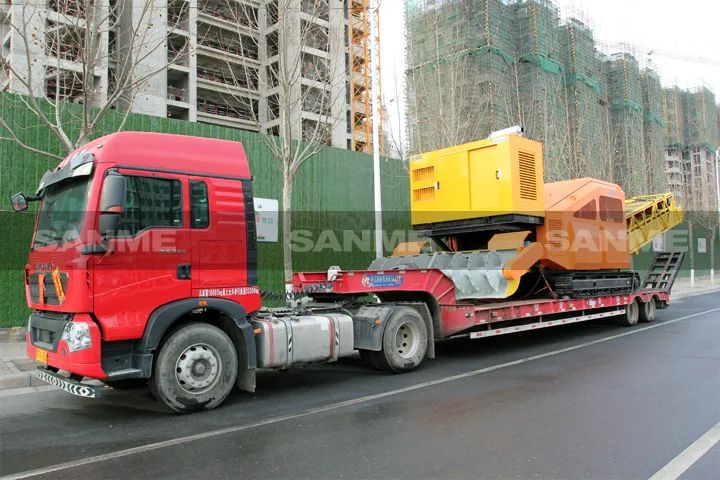 顛覆傳統(tǒng)裝車(chē)方式，山美履帶式取料機(jī)助您實(shí)現(xiàn)降本增效、節(jié)能減排！
