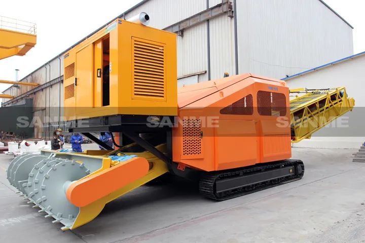 顛覆傳統(tǒng)裝車(chē)方式，山美履帶式取料機(jī)助您實(shí)現(xiàn)降本增效、節(jié)能減排！